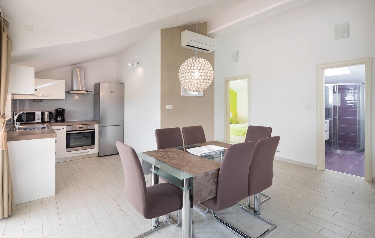 Pavao Apartments Vrboska Eksteriør bilde